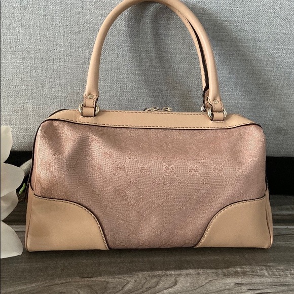 Gucci handbag 💯 authentic limited edition - Picture 2 of 6